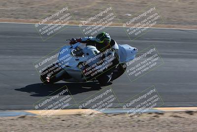 media/Jan-14-2024-SoCal Trackdays (Sun) [[2e55ec21a6]]/Turn 10 Inside (110pm)/